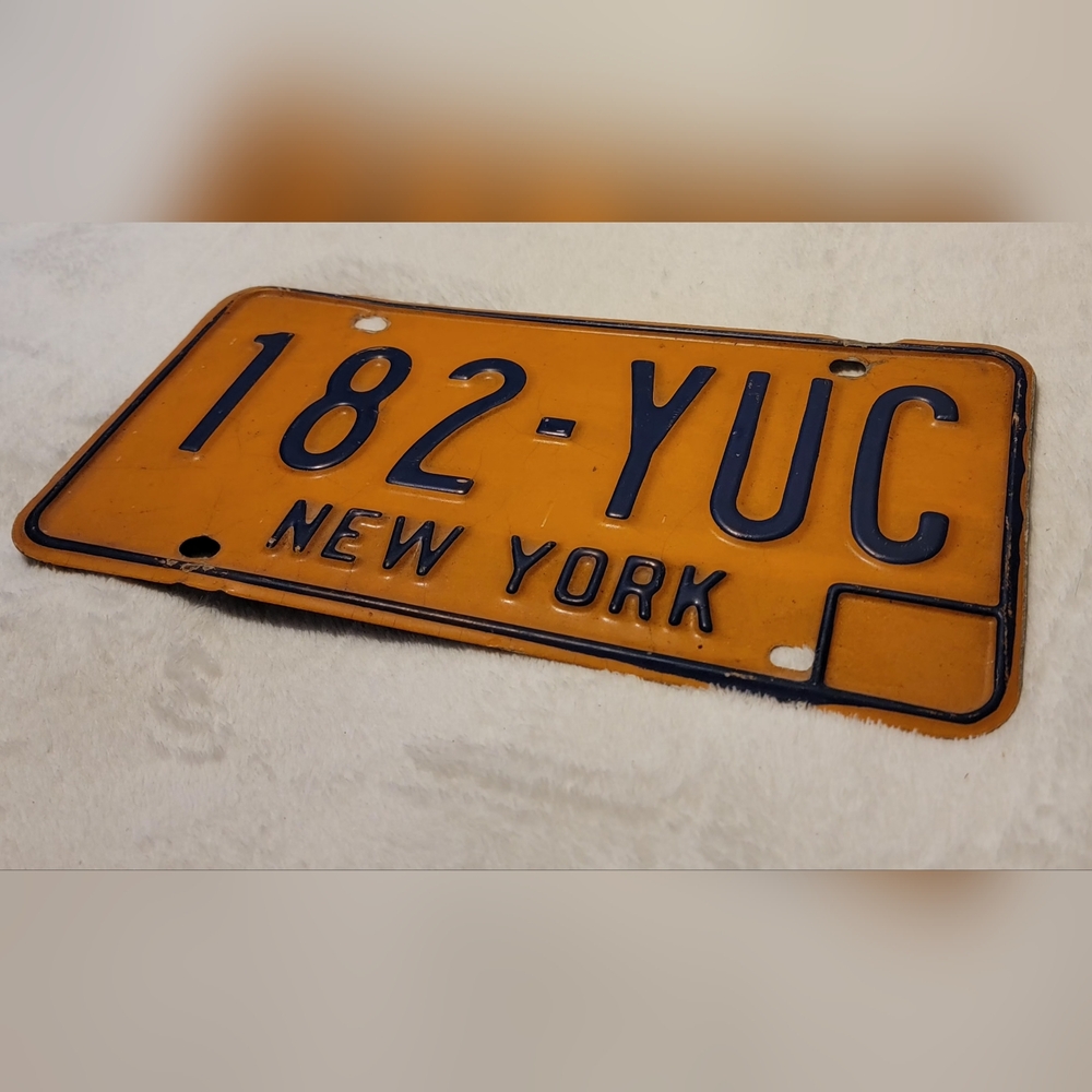Vintage 1970's New York License Plate - Picture 3 of 4